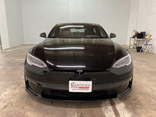 2022 Tesla Model S Plaid