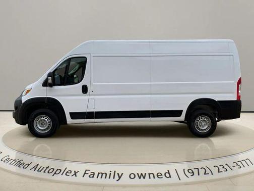 Bright White Clearcoat 2025 RAM ProMaster 2500 Tradesman