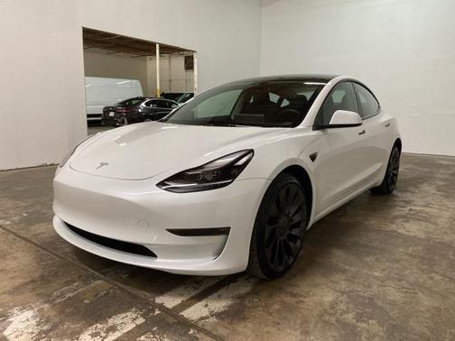2023 Tesla Model 3 Performance