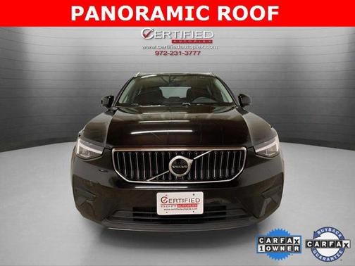 2025 Volvo XC40 B5 Core Bright Theme