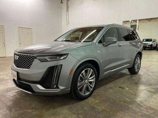 Argent Silver Metallic 2025 Cadillac XT6 Premium Luxury FWD