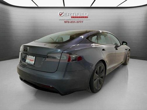 2022 Tesla Model S Base