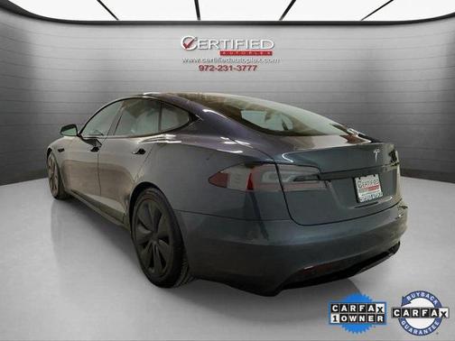 2022 Tesla Model S Base