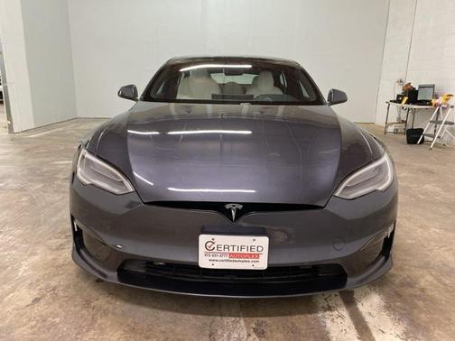 2022 Tesla Model S Base