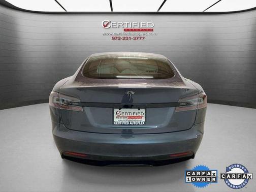 2022 Tesla Model S Base