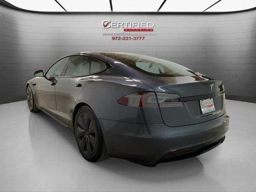 2022 Tesla Model S Base
