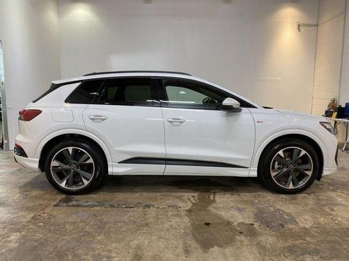 Glacier White 2025 Audi Q4 e-tron Premium Plus 55 quattro