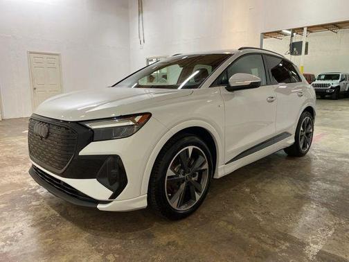 Glacier White 2025 Audi Q4 e-tron Premium Plus 55 quattro