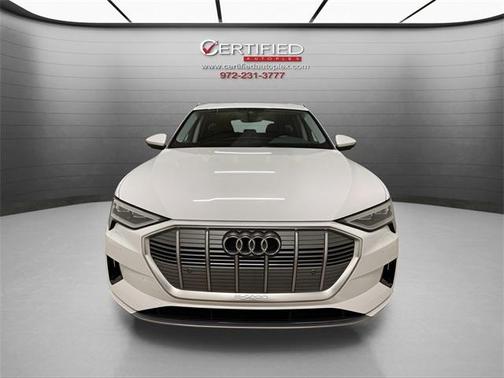 2021 Audi e-tron Premium Plus