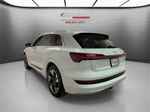 2021 Audi e-tron Premium Plus