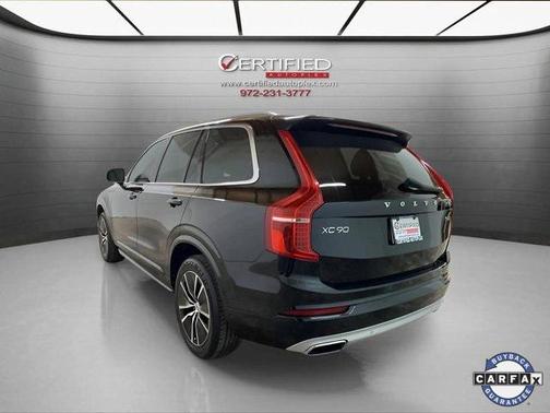 2020 Volvo XC90 T6 Momentum