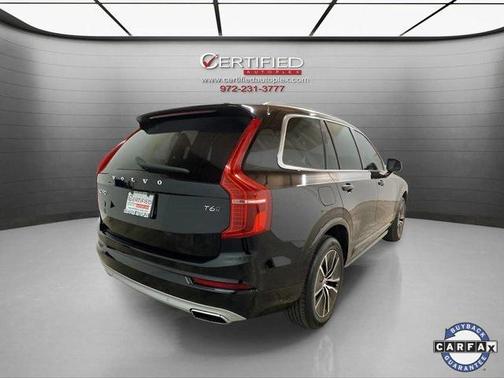 2020 Volvo XC90 T6 Momentum