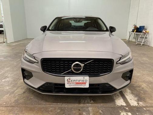 2025 Volvo S60 B5 Core