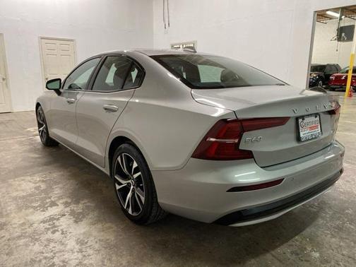 2025 Volvo S60 B5 Core