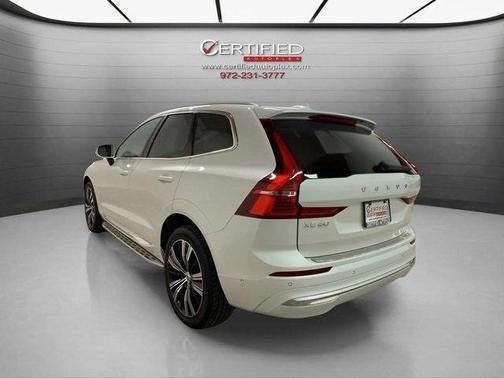 2023 Volvo XC60 B5 Plus Bright Theme