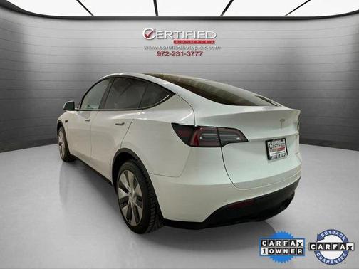 2022 Tesla Model Y Long Range Dual Motor All-Wheel Drive