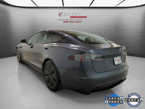 2022 Tesla Model S Base
