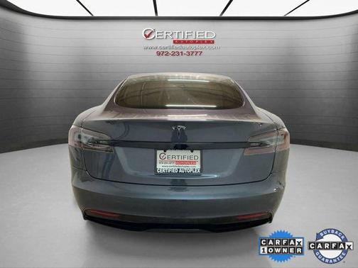 2022 Tesla Model S Base