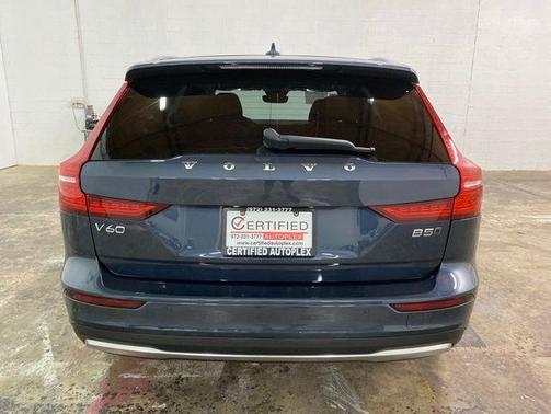 Denim Blue Metallic 2025 Volvo V60 Cross Country Plus, B5 AWD Gas (mild hybrid)
