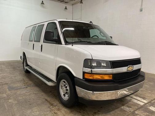 2024 Chevrolet Express 2500 RWD 2500 Regular Wheelbase WT