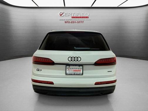 2022 Audi Q7 45 Premium Plus