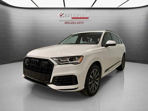2022 Audi Q7 45 Premium Plus