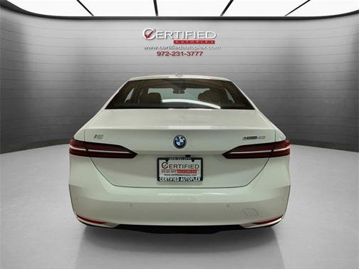 2024 BMW i5 eDrive40