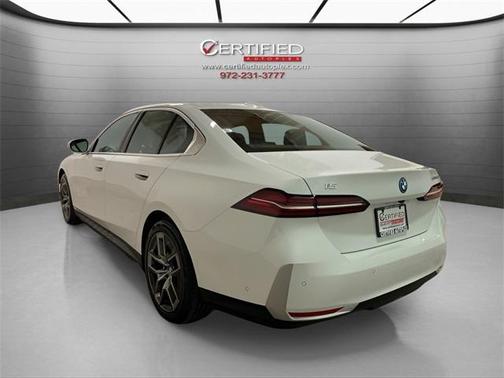 2024 BMW i5 eDrive40