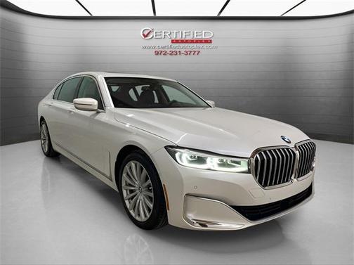 2022 BMW 740 i