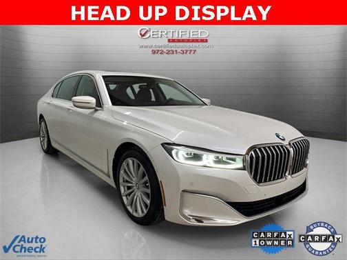 2022 BMW 740 i