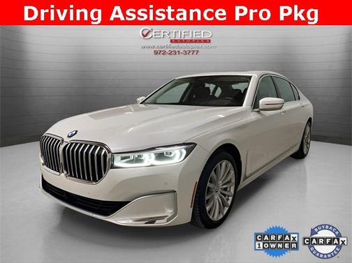 2022 BMW 740 i