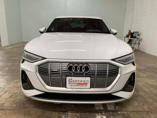 2022 Audi e-tron Sportback S line Premium Plus