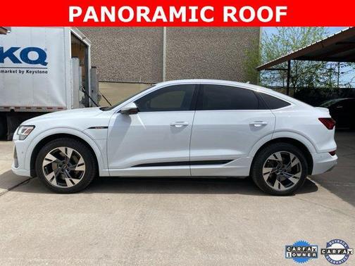 Glacier White 2022 Audi e-tron Sportback S line Premium Plus