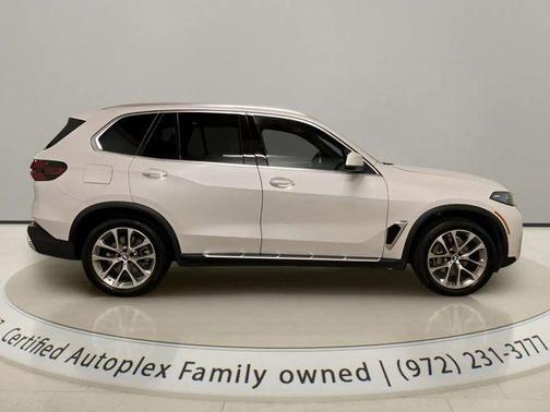 White Metallic 2026 BMW X5 xDrive40i