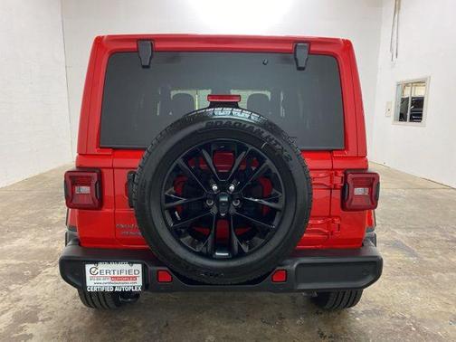 2025 Jeep Wrangler 4xe Sahara