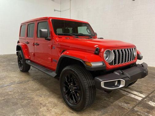 2025 Jeep Wrangler 4xe Sahara