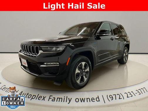Diamond Black Crystal Pearlcoat 2024 Jeep Grand Cherokee 4xe Base