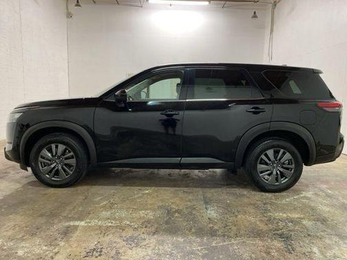 Super Black 2023 Nissan Pathfinder S 4WD