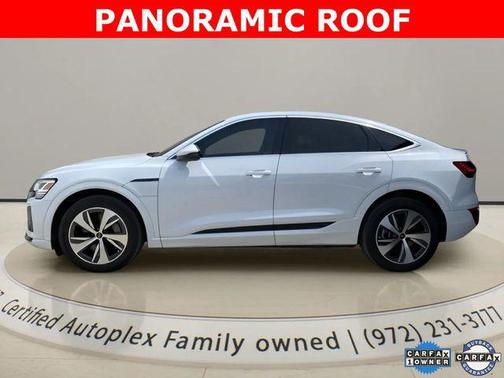 Glacier White Metallic 2024 Audi Q8 e-tron Premium