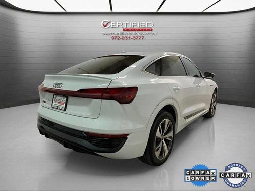 2024 Audi Q8 e-tron Premium