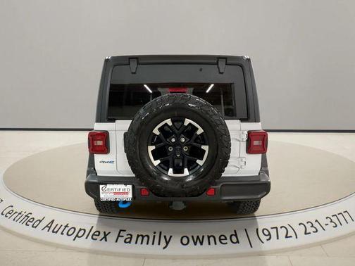 Bright White Clearcoat 2025 Jeep Wrangler 4xe Rubicon