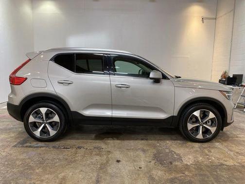 Silver 2025 Volvo XC40 B5 Plus Bright Theme