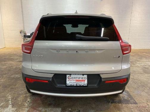 Silver 2025 Volvo XC40 B5 Plus Bright Theme