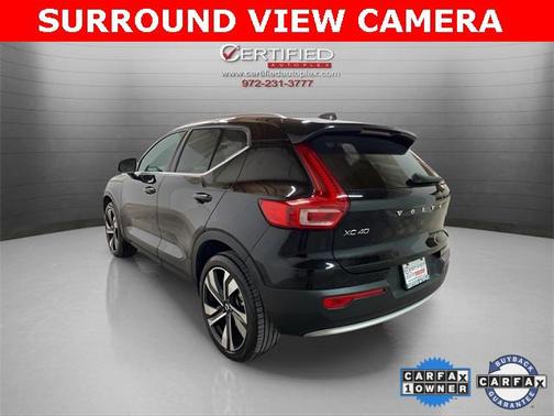 2025 Volvo XC40 B5 Plus Bright Theme