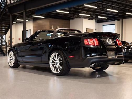 2011 Ford Shelby GT500 Base