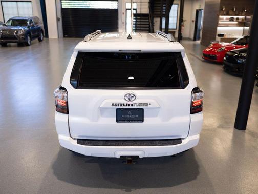 2015 Toyota 4Runner SR5 Sport Utility 4D