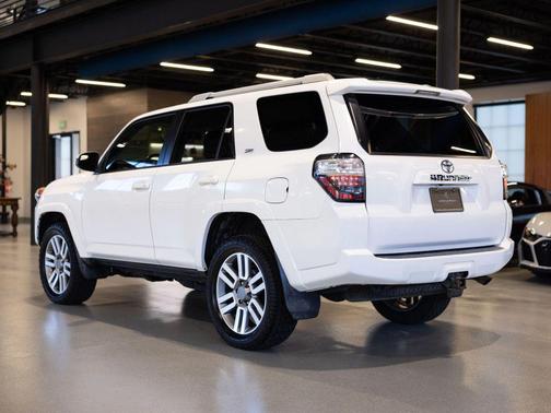 2015 Toyota 4Runner SR5 Sport Utility 4D