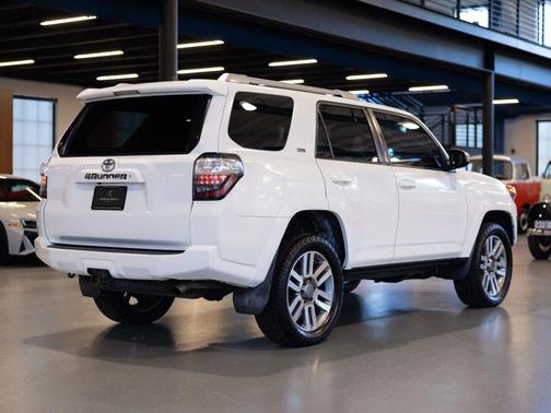 2015 Toyota 4Runner SR5 Sport Utility 4D