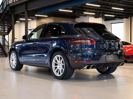 2017 Porsche Macan S