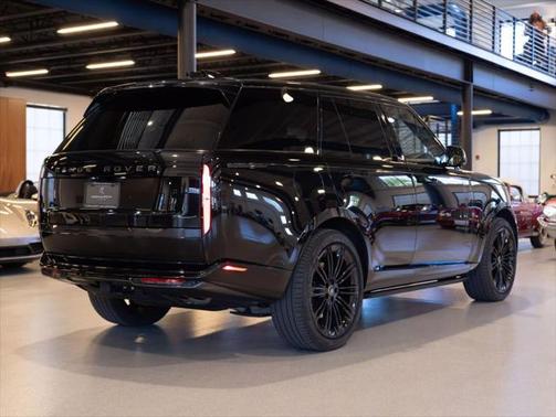 2023 Land Rover Range Rover Autobiography